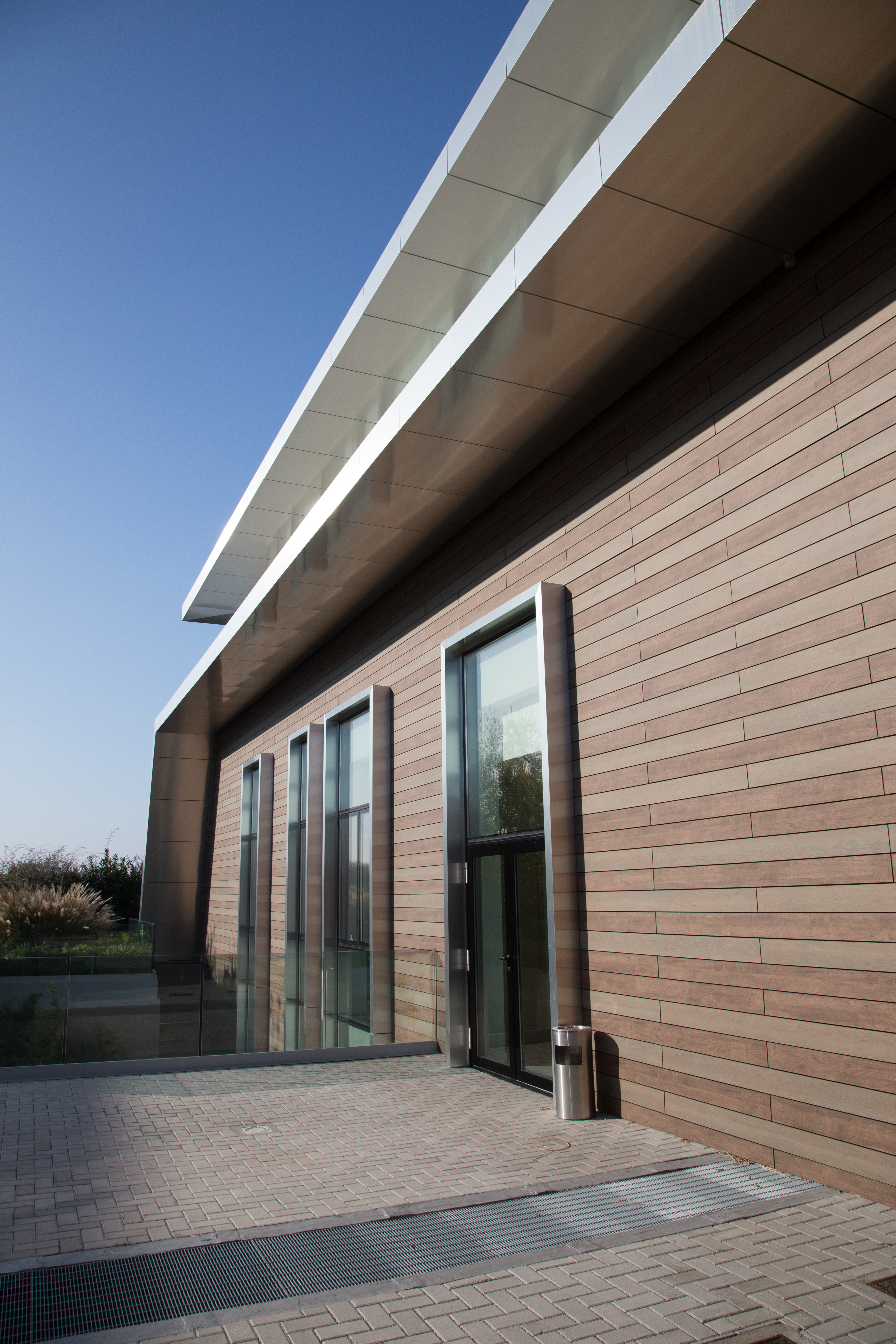 rivestimento facciata horeca albergo trespa hpl rivestimento facciata horeca albergo trespa hpl