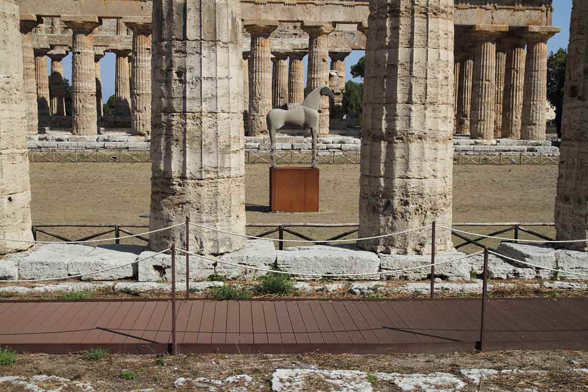Paestum-tempio-di-Hera-passerella-WPC-tecnodeck-sito-aercheologico